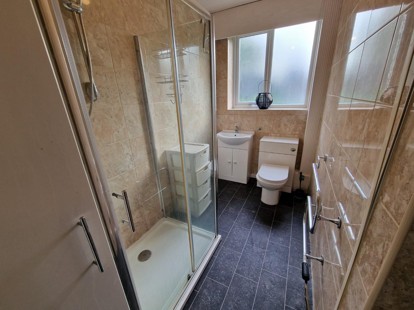 2 Lavenham Close, Bury, BL9 8DP Ground Floor With Garage & 2 Double